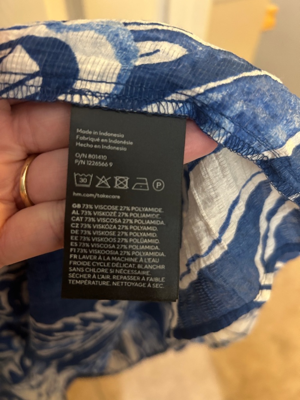 H&M Blue and White Floral Wrap Dress - Picture 6 of 6
